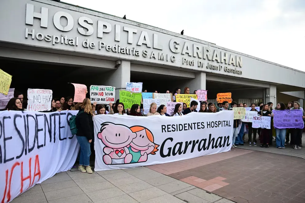 Sigue el conflicto en el Hospital Garrahan: los trabajadores intensifican las medidas de fuerza