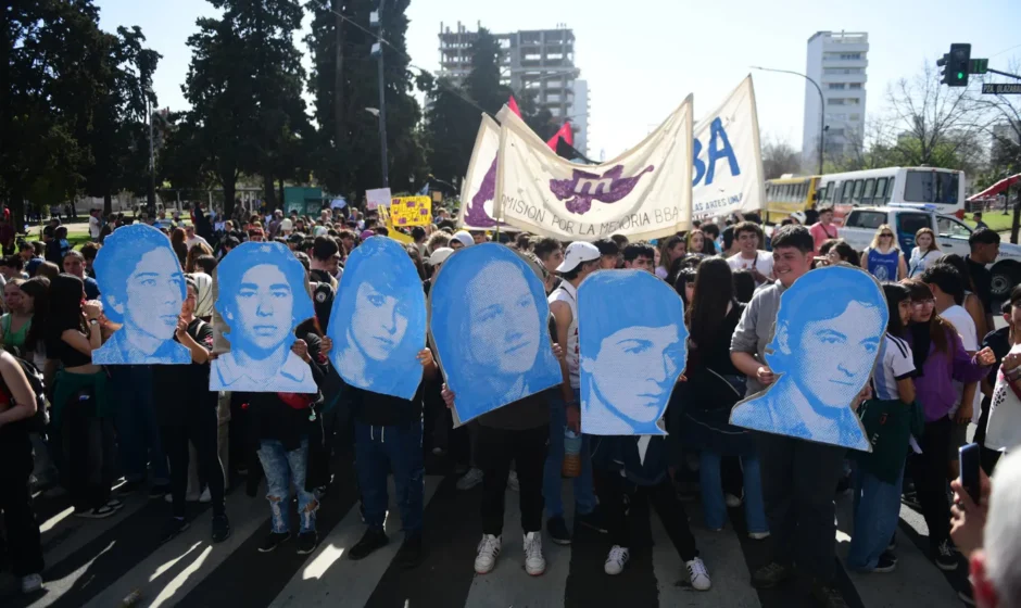 marcha noche los lapices 2024 8jpeg