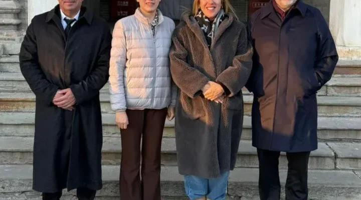 multimedia.normal.8db6232e025a2821.bm9ybWFsLndlYnA