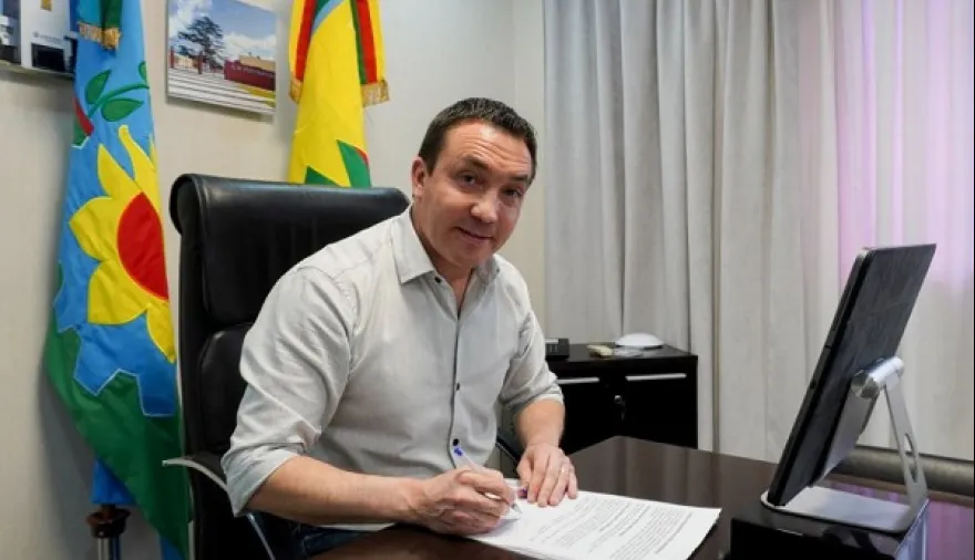 Florencio Varela: Watson celebró la aprobación de las leyes y apuntó contra Milei