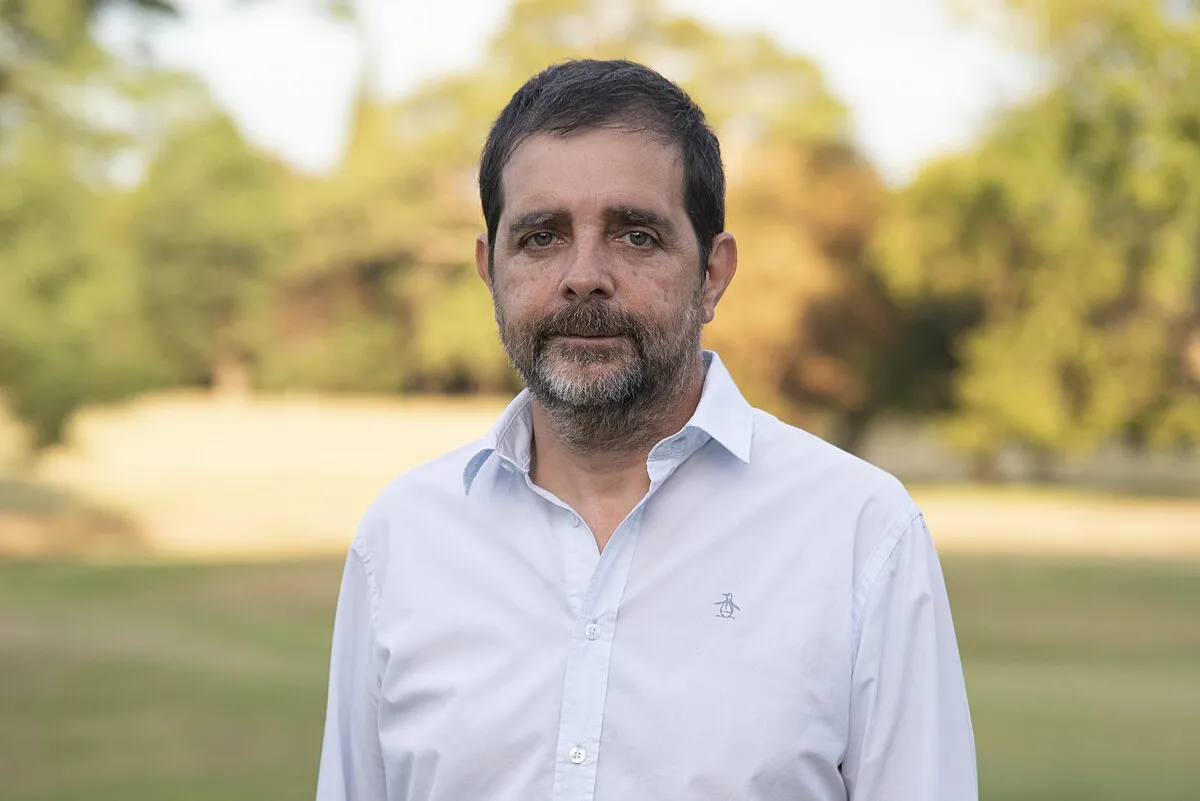 Moreira cruzó a Milei por el cierre de FATE y rechazó la reforma laboral