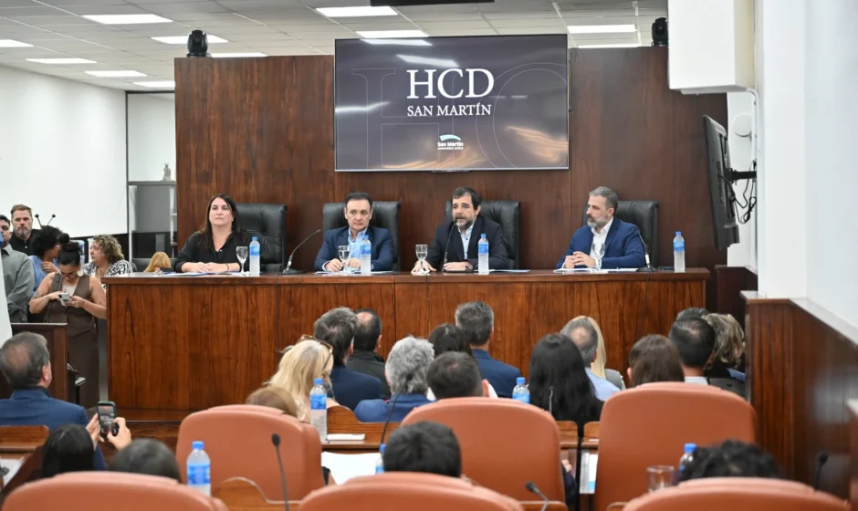 multimedia.grande.8ef7902efee5cd10.Z3JhbmRlLndlYnA