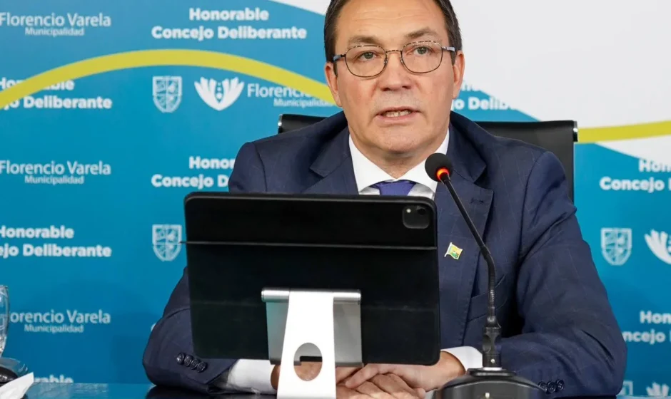 multimedia.grande.9f36624c75a7ab8b.Z3JhbmRlLndlYnA