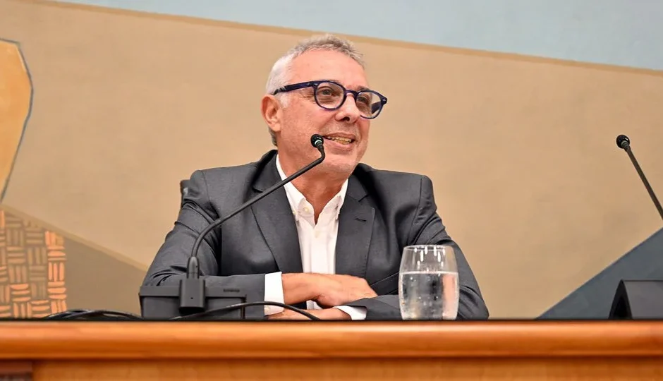 multimedia.normal.895a85608bbdd4b6.bm9ybWFsLndlYnA