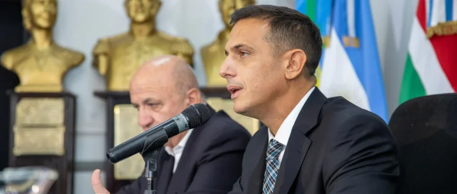 multimedia.normal.934f0de96ede3c24.bm9ybWFsLndlYnA