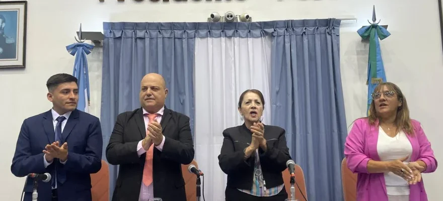 multimedia.normal.95d92a052dc30427.bm9ybWFsLndlYnA