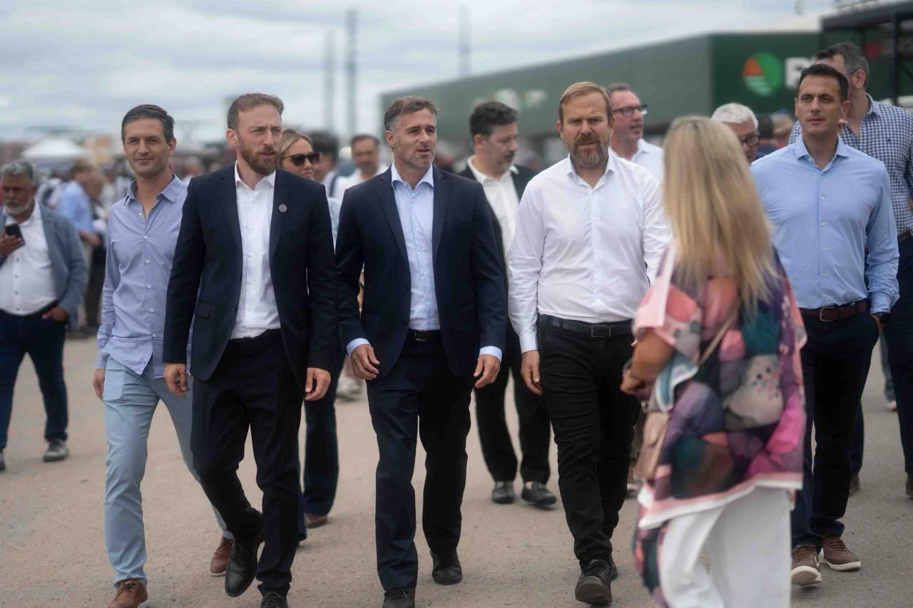 Pilar: Achával visitó ExpoAgro y destacó la importancia de impulsar una agenda productiva