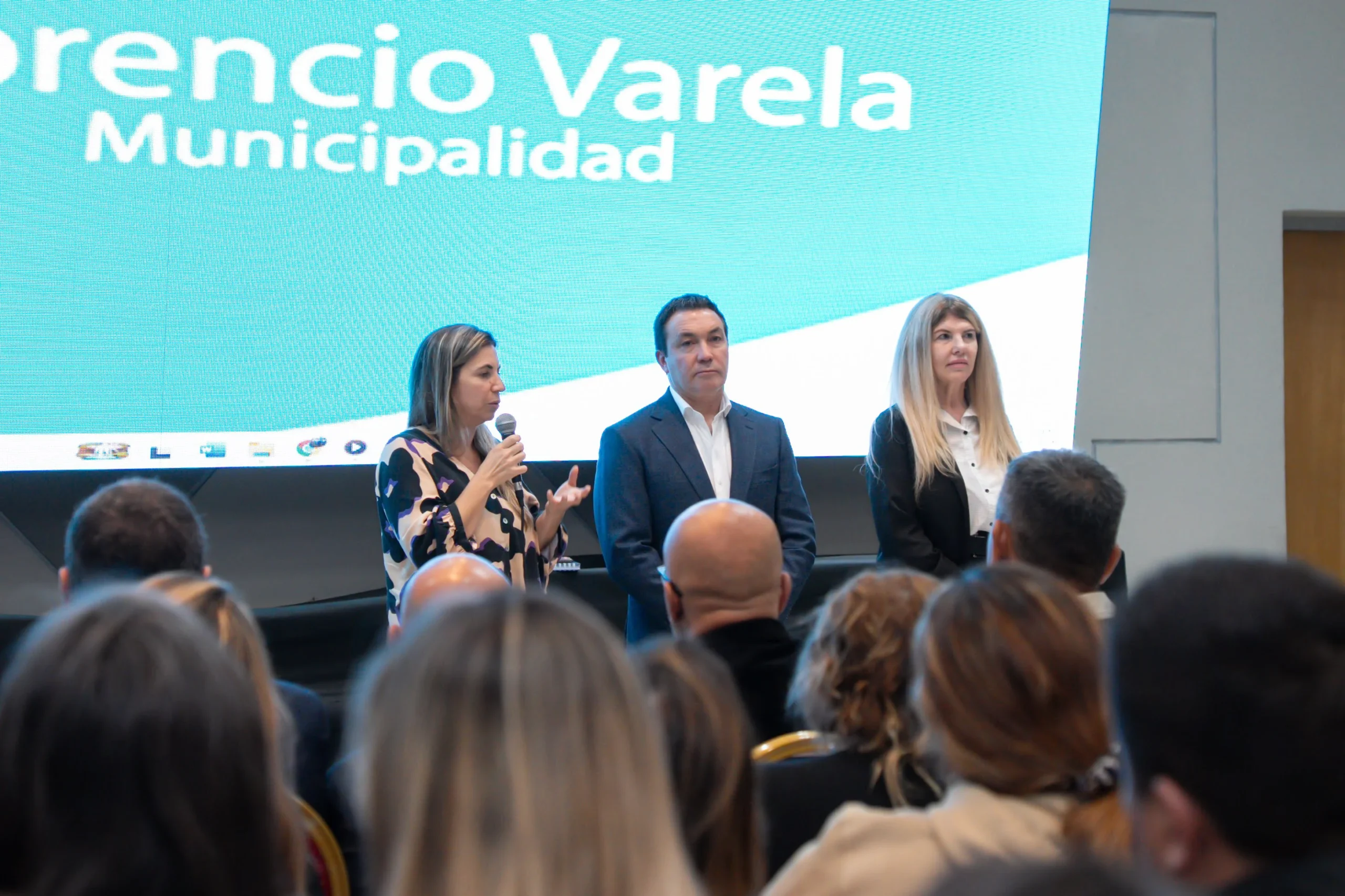 Florencio Varela: Watson encabezó una jornada para fortalecer la lectura y la alfabetización