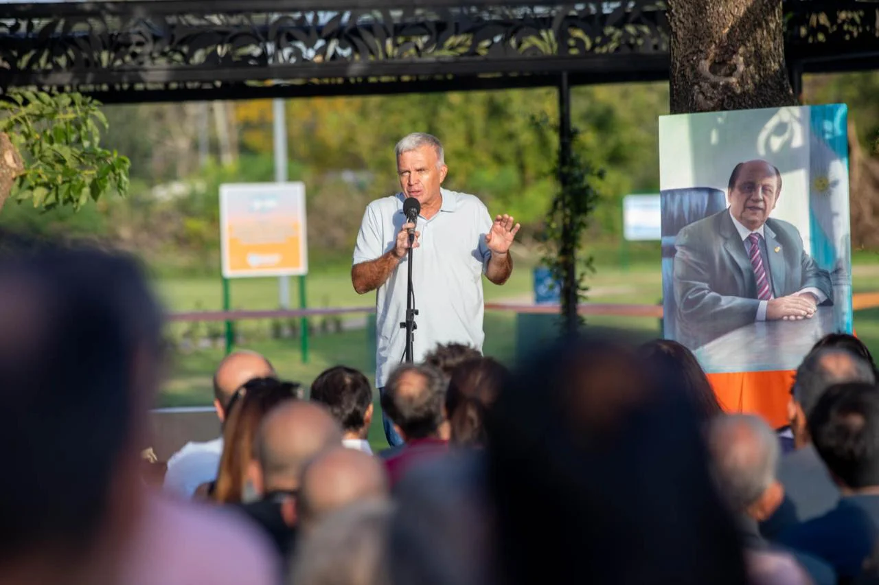 Berazategui: Balor encabezó un homenaje a Juan José Mussi y se inauguró un espacio en su memoria
