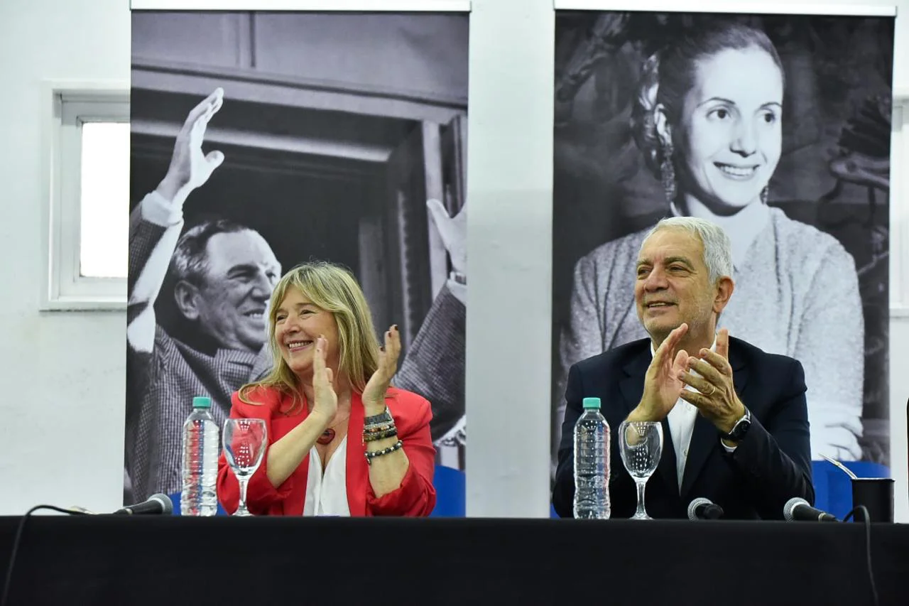 La Plata: Alak homenajeó a Evita y destacó su legado en la lucha por la igualdad