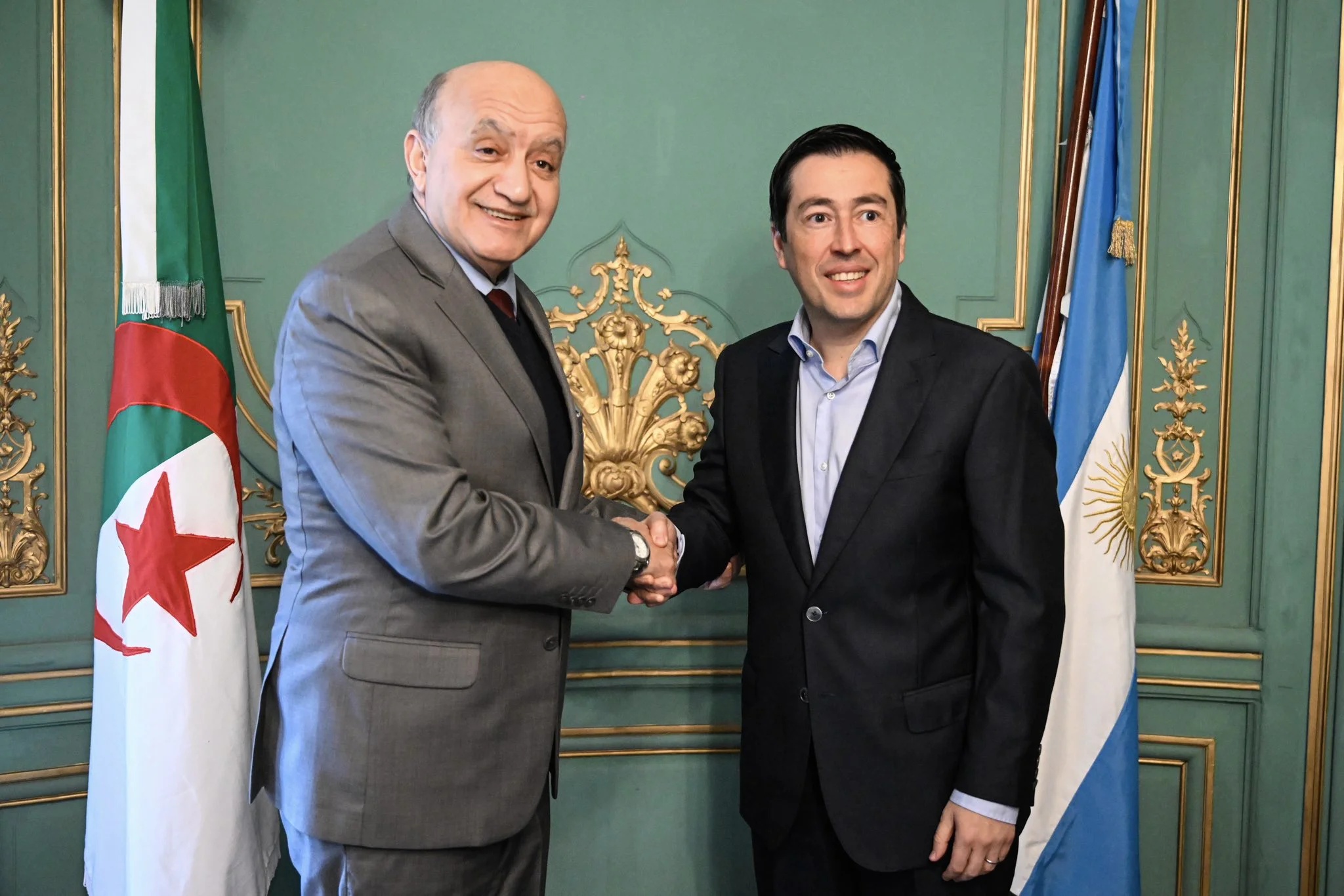 Malvinas Argentinas |  Nardini acordó una agenda de cooperación con el embajador de Argelia