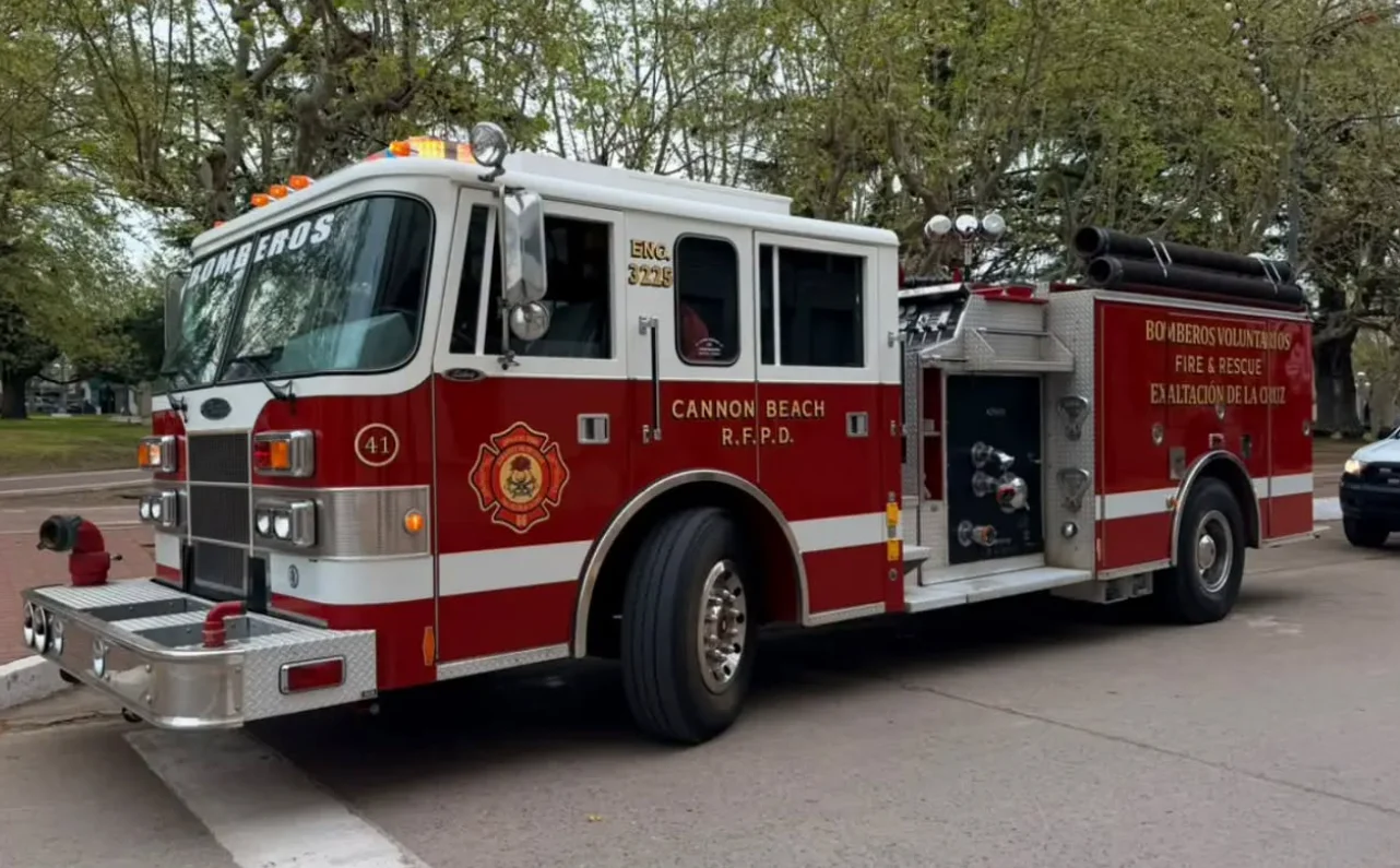 Exaltación de la Cruz: Bomberos Voluntarios incorporaron una autobomba, una camioneta 4×4 y una embarcación de rescate